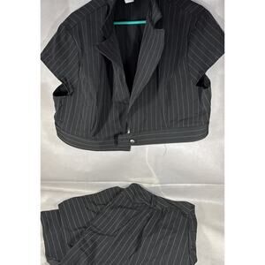 M.K.M Designs Size 3x Short Sleeve Top, 22 Shorts Women's Top And Shorts CC